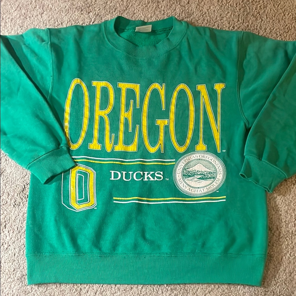 Vintage Oregon State Ducks Crewneck Sweater size M Fits Large